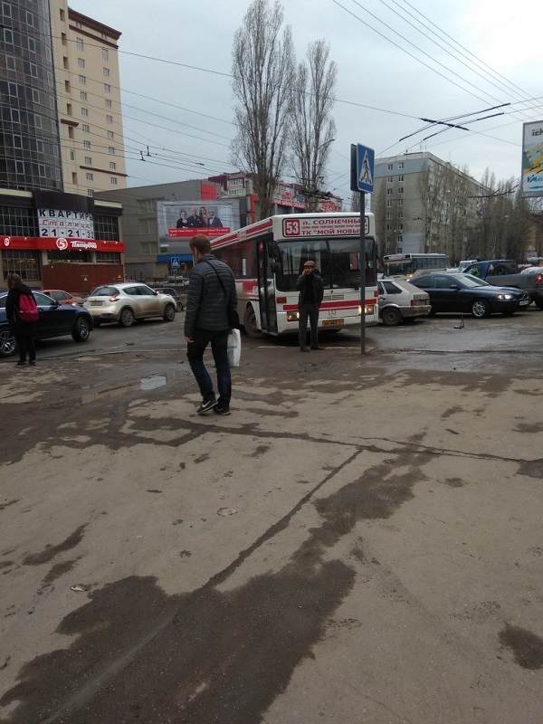 автобус и четырнадцатая.jpg