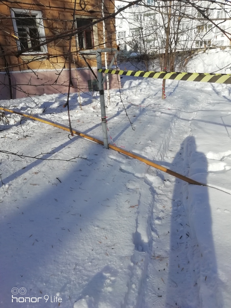 Повреждение газовой трубы на улице Ламповой.