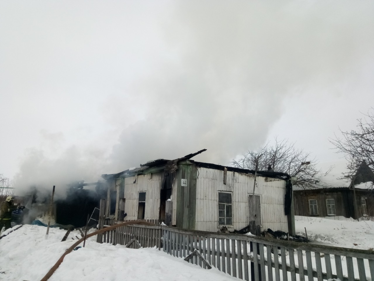 Пожар в Аркадакском районе.jpg