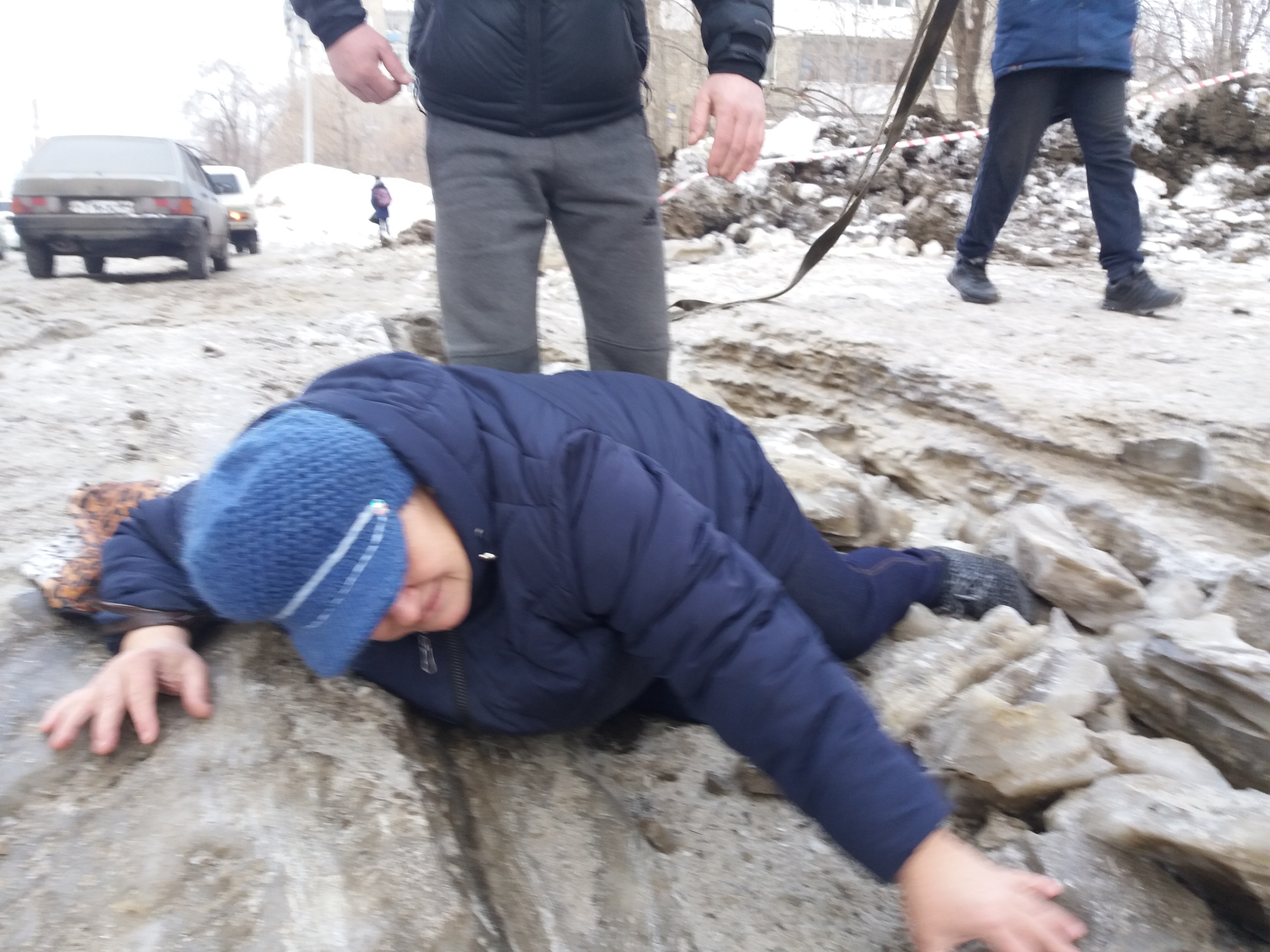Последствия коммунальной аварии на 4-й Прокатной.jpg