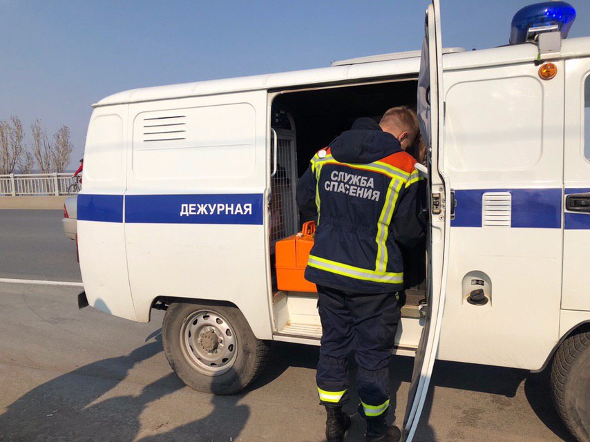 Областная служба спасения на мосту Саратов-Энгельс