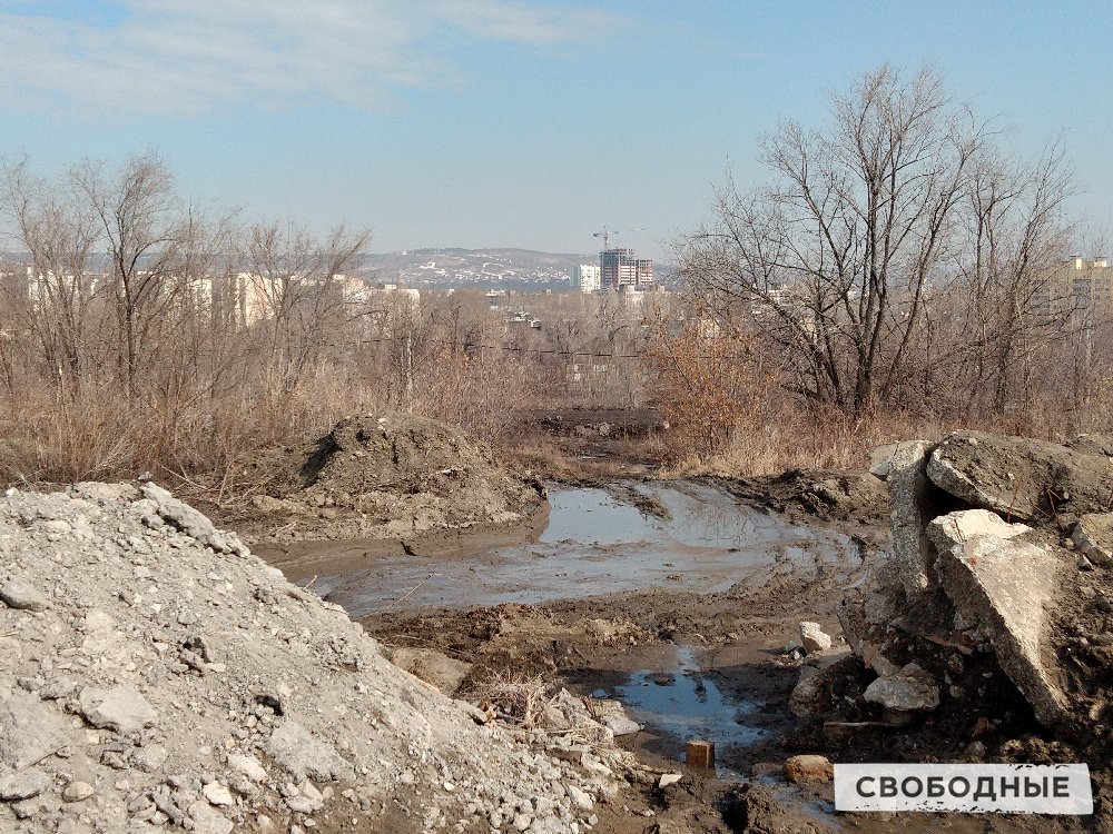 Село оказывается. Новая деревня. Новостройка в деревне фото. Разбитые дороги в деревне.