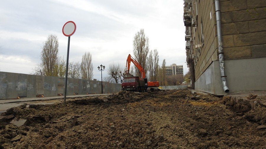 На набережной Саратова вскрыли верхний ярус