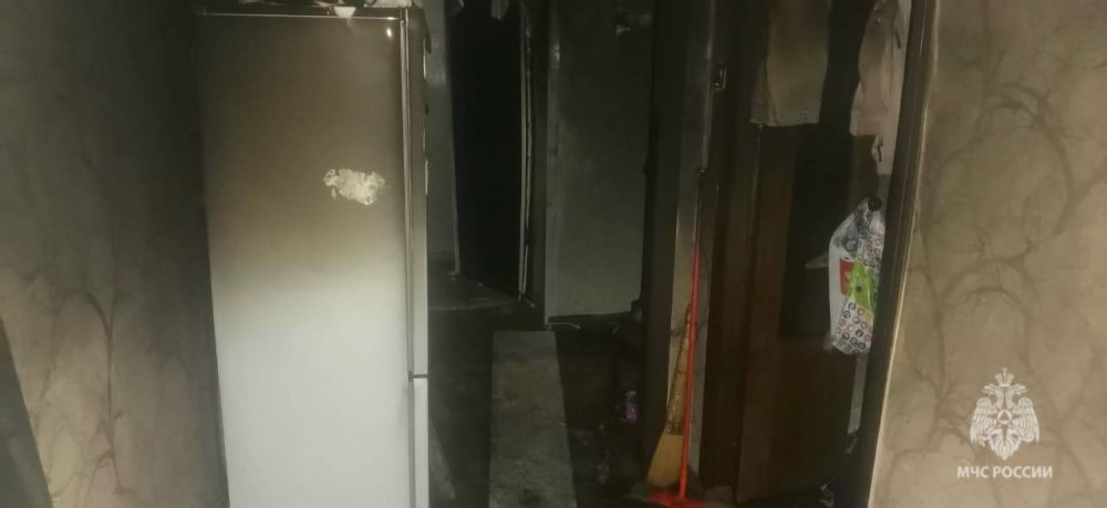 В Балакове мужчина отравился угарным газом при пожаре в пятиэтажке