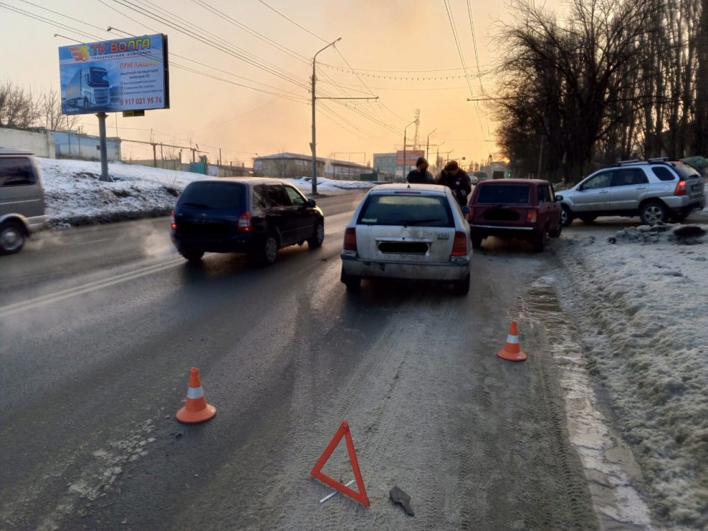 ДТП на Московском шоссе в Саратове
