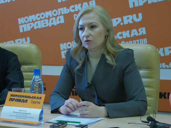 Юлия Абрамова послала общественника, который обвинил ее в неэффективности, в Госдуму