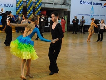 В Саратове прошло открытое первенство по бальным танцам