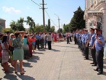 Жители Пугачева собираются штурмовать здание администрации