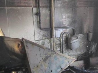 На пожаре в энгельсской коммуналке пострадали четыре человека
