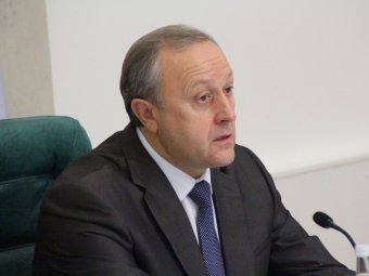 Валерий Радаев заявил, что в каждом районе области необходимо реализовывать минимум по два инвестпроекта в год
