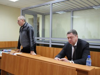 Вторым адвокатом главы администрации Саратова стал Дмитрий Являнский. Сам защитник в суд не явился