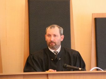 Судья Сотсков дал адвокату Малышева 5 дней для ознакомления с 34 томами уголовного дела