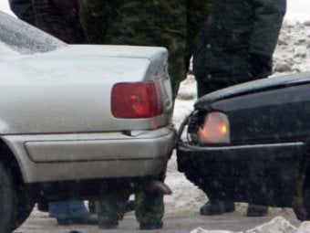 На улице Астраханской столкнулись четыре машины