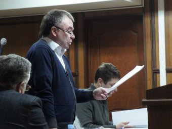 Адвокат Виктор Паршуткин заявил, что судья пытается ввести присяжных в заблуждение