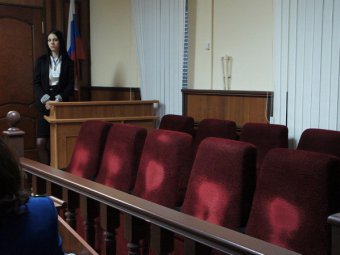 Решение судьи отложить вынесение вердикта по делу Лысенко было встречено аплодисментами