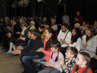 Спектакль в поддержку Павла Куротопова прошел в детско-юношеском центре Фрунзенского района