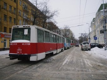 ДТП на пересечении Вавилова и Астраханской блокировало движение трамваев 