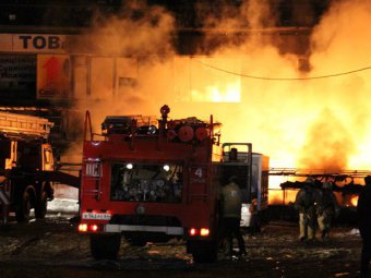 Пожарные высоко оценили собственные действия при тушении Сенного рынка