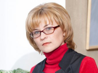 Сенатор Людмила Бокова призывает саратовцев помочь Украине