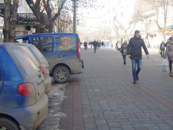 Владельцам магазинов на проспекте Кирова предложили разгружать товар с 6 до 9 утра