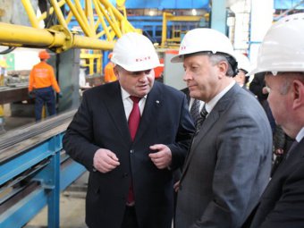 Валерий Радаев открыл в Энгельсе новую линию по производству железобетонных шпал