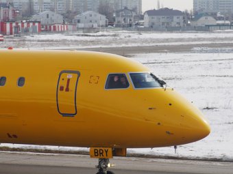 Аэропорт «Домодедово» не смог принять саратовский самолет из-за тумана