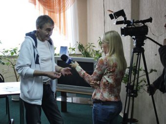 Правозащитник Виктор Синаюк: В СИЗО №1 вскрыли вены 22 заключенных 