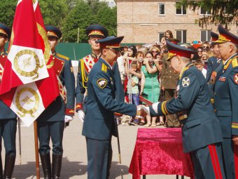 В институте внутренних войск состоялся выпуск молодых офицеров