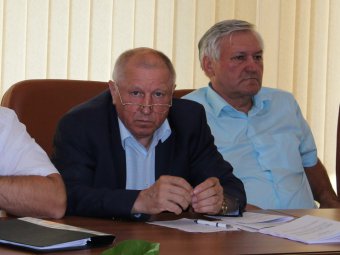 Председатель Агропромышленного союза предложил «найти сибирскую язву» в саратовских элеваторах