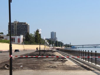 Валерий Радаев заявил, что недоволен ходом строительства новой набережной в Саратове