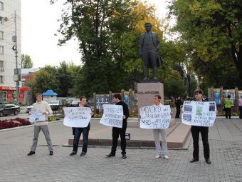 Члены саратовского движения «СоцКонтроль» потребовали возрождения «русских деревень»