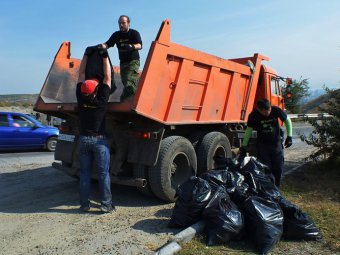 Саратовские блогеры собрали на Кумысной поляне еще один КамАЗ мусора