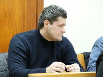 Адвокат бывшего сити-менеджера Саратова Алексея Прокопенко во второй раз опоздал в суд