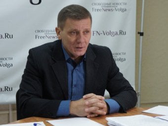 Общественник хочет научить работать губернатора Радаева