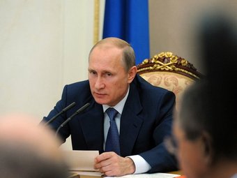 Путин назвал призывы к свержению строя проявлением антинародного мышления и экстремизма