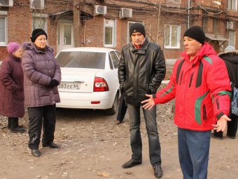 Жители дома на Степана Разина требуют объяснений от администрации Саратова