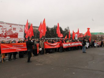 Коммунисты будут проводить акции протеста в Саратове по графику