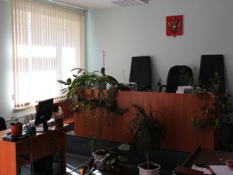 Губернатор Саратовской области не явился в суд для дачи свидетельских показаний