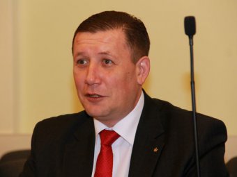 Янклович возмутился нехваткой средств на введение в эксплуатацию детских садов Волжского района 