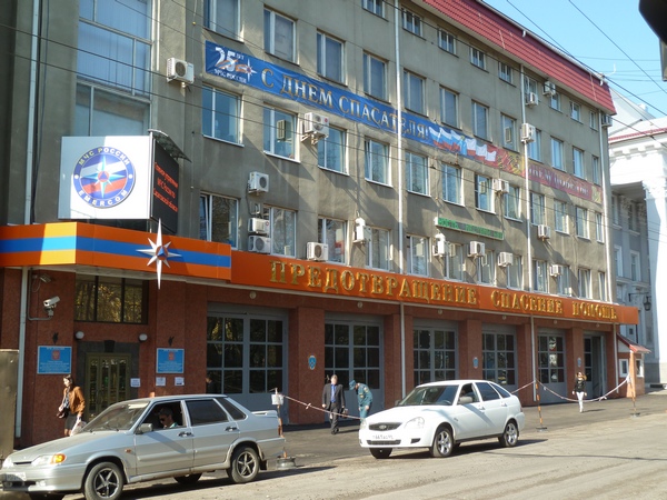 Саратовцев приглашают на открытие памятника брандмейстеру и парад пожарных ретроавтомобилей