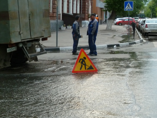 Жители более 20 улиц Ленинского и Кировского районов до полуночи остались без воды