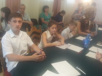 Школьница рассказала общественникам об отсутствии питьевой воды в поселке Алексеевка