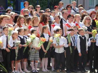 В прошлом учебном году в школах региона насчитывалась почти четверть миллиона учеников