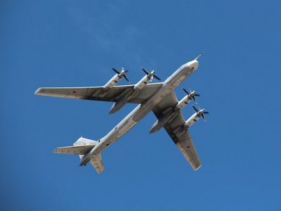 После крушения военного самолета под Хабаровском приостановлены полеты Ту-95