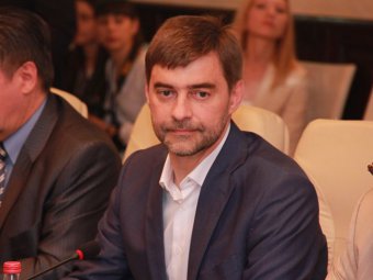  Вице-спикер ГД Сергей Железняк внес законопроект для борьбы с рекламой проституции в СМИ