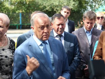 Жители Квасниковки губернатору: «Почему налог на землю возрос в пять раз?»