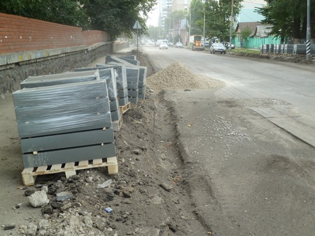 Валерий Радаев раскритиковал подрядчика за медленный ремонт дорог в Саратове