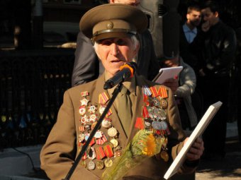 Участник встречи на Эльбе занесен на городскую доску почета