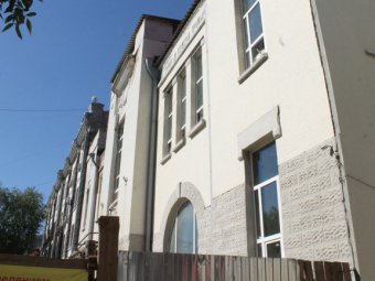 На восстановление исторического фасада старого здания ТЮЗа потратят 2,2 миллиона рублей