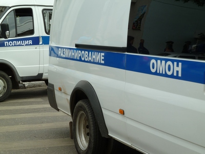 В Ленинском районе жителей многоэтажки эвакуировали из-за подозрительного чемодана